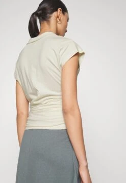 Anna Field Wrap Blouse - Blouse - Offwhite 17 Anna Field Wrap Blouse - Blouse - Offwhite -Anna Field 0d3882d40f2948bdb8ce57fd88c3d638