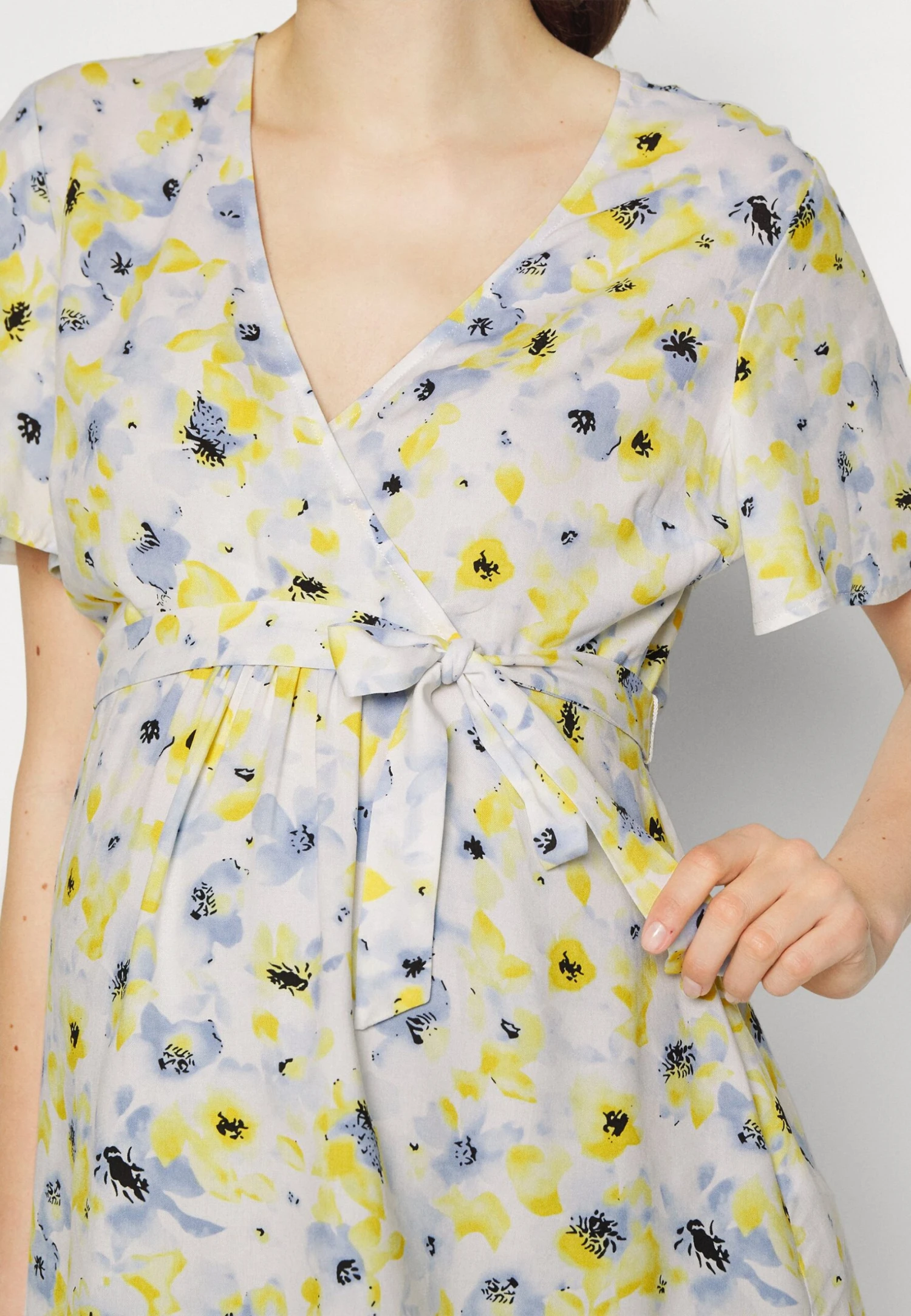 Blouse - White/Light Blue 7 Blouse - White/Light Blue – Image 5