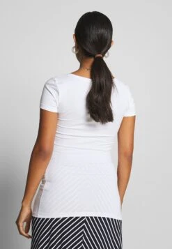 3Er Pack - T-Shirt Basique - White/Black/Dark Grey 13 3Er Pack - T-Shirt Basique - White/Black/Dark Grey -Anna Field 189a94f3e604489ab2d2ffe7a4d77100