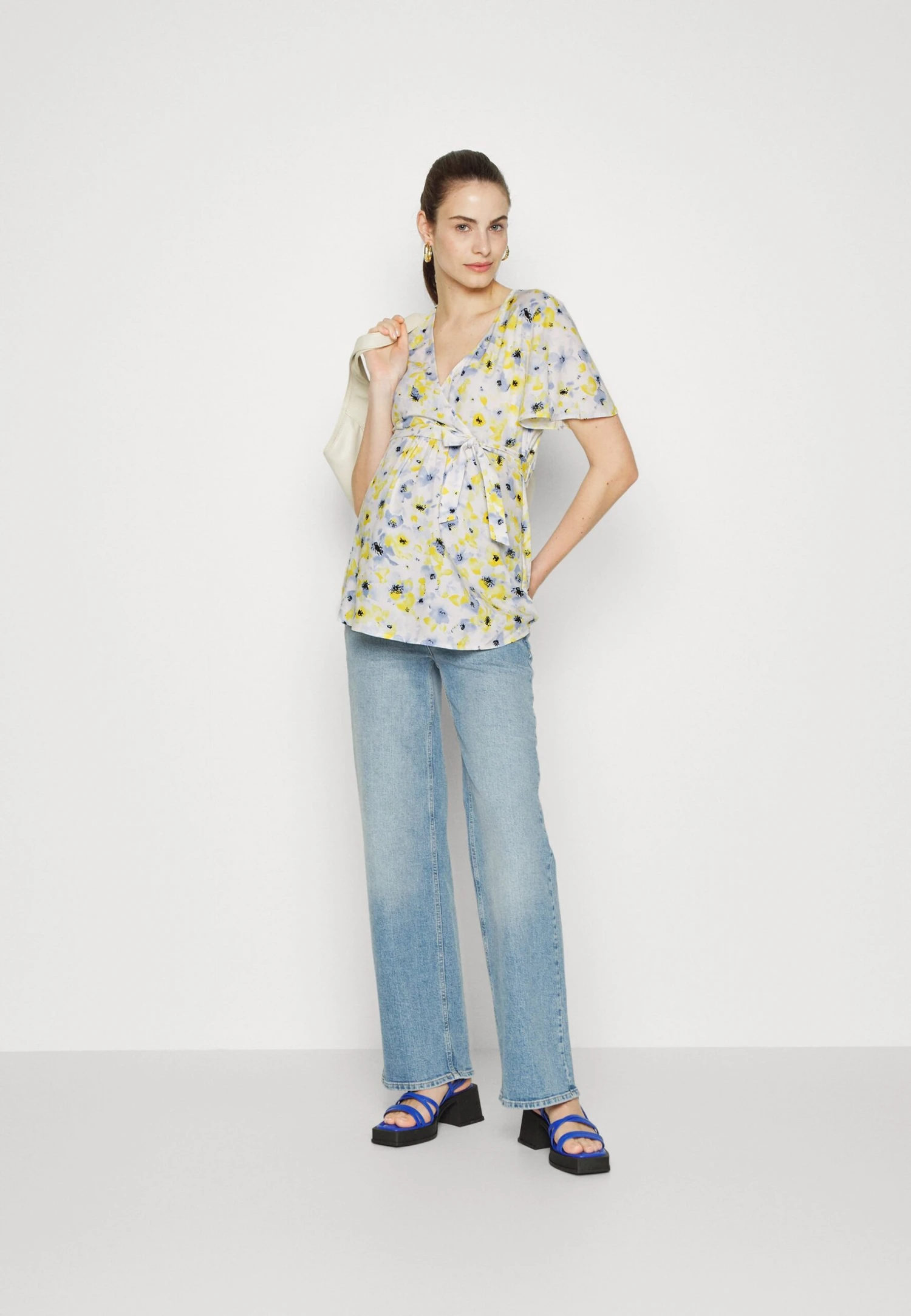 Blouse - White/Light Blue 4 Blouse - White/Light Blue – Image 2