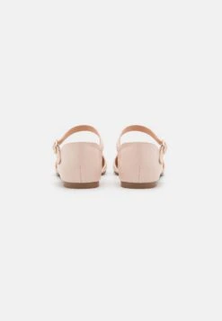 Babies - Light Pink 11 Babies - Light Pink -Anna Field 2f1fafbe2560449ba71bd421a96039c3