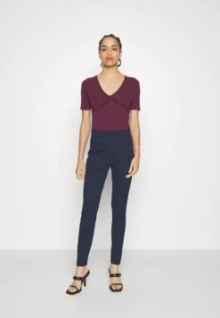 Anna Field T-Shirt Basique - Dark Red 13 Anna Field T-Shirt Basique - Dark Red -Anna Field 39209a3bf2e64a81a3018a0de321eb2c