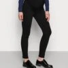 Jean Slim - Black 1 Jean Slim - Black -Anna Field 4842e1f946834ee39680912a8c066707