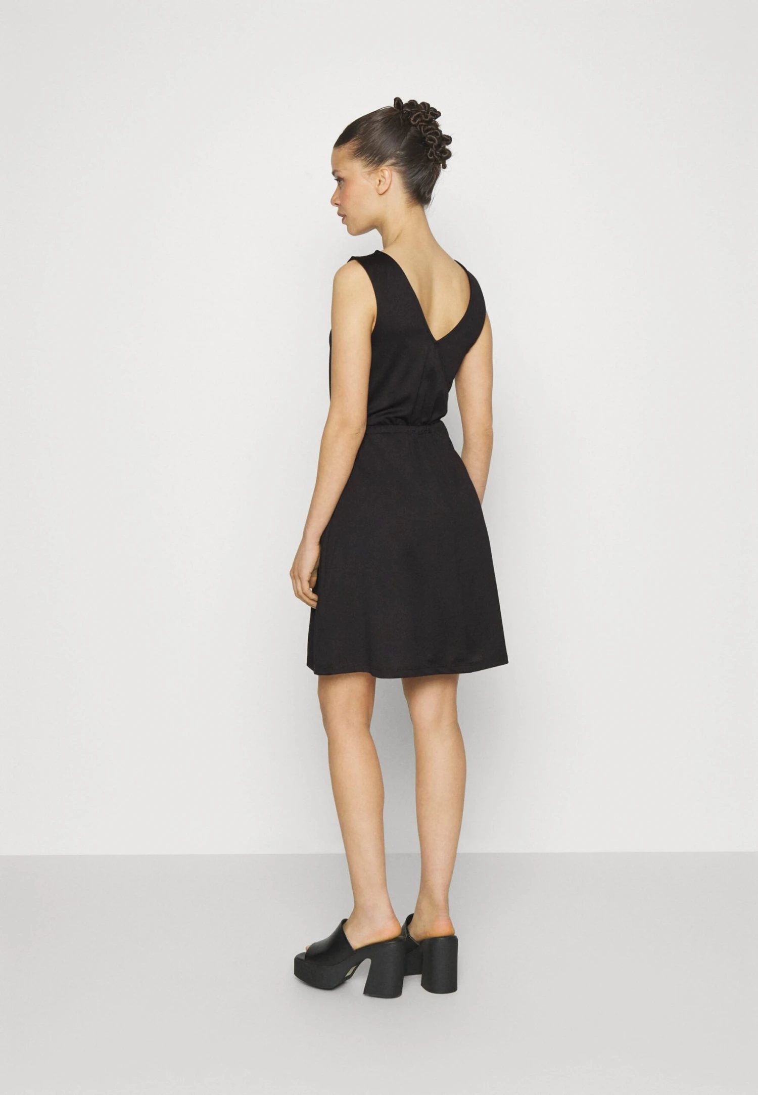 Robe De Jour - Black 5 Robe De Jour - Black – Image 3