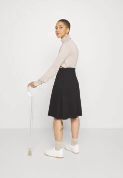 Anna Field Jupe Plissée - Black 15 Anna Field Jupe Plissée - Black -Anna Field 6597a659658c4c47aa15523548e10613