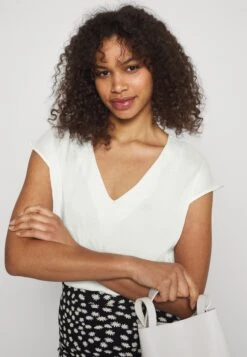 T-Shirt Basique - Off-White -Anna Field 7396f69cf9334655a4908ea604a7abef