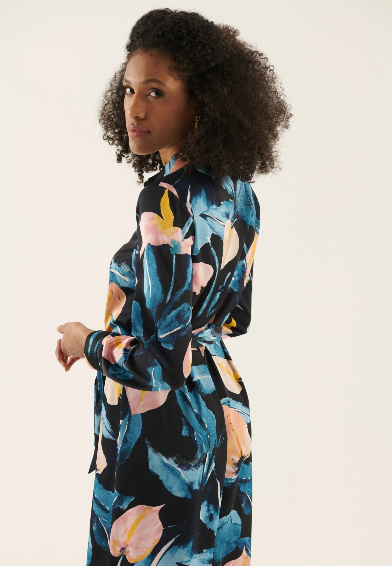 Anna Field Robe De Jour - Blue/Pink 5 Anna Field Robe De Jour - Blue/Pink – Image 3