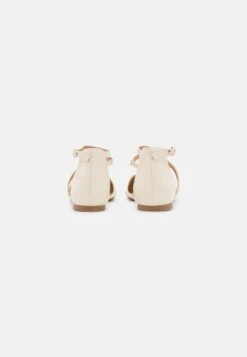 Babies - Off-White 11 Babies - Off-White -Anna Field 764ca099957042608f507d8d385043c9