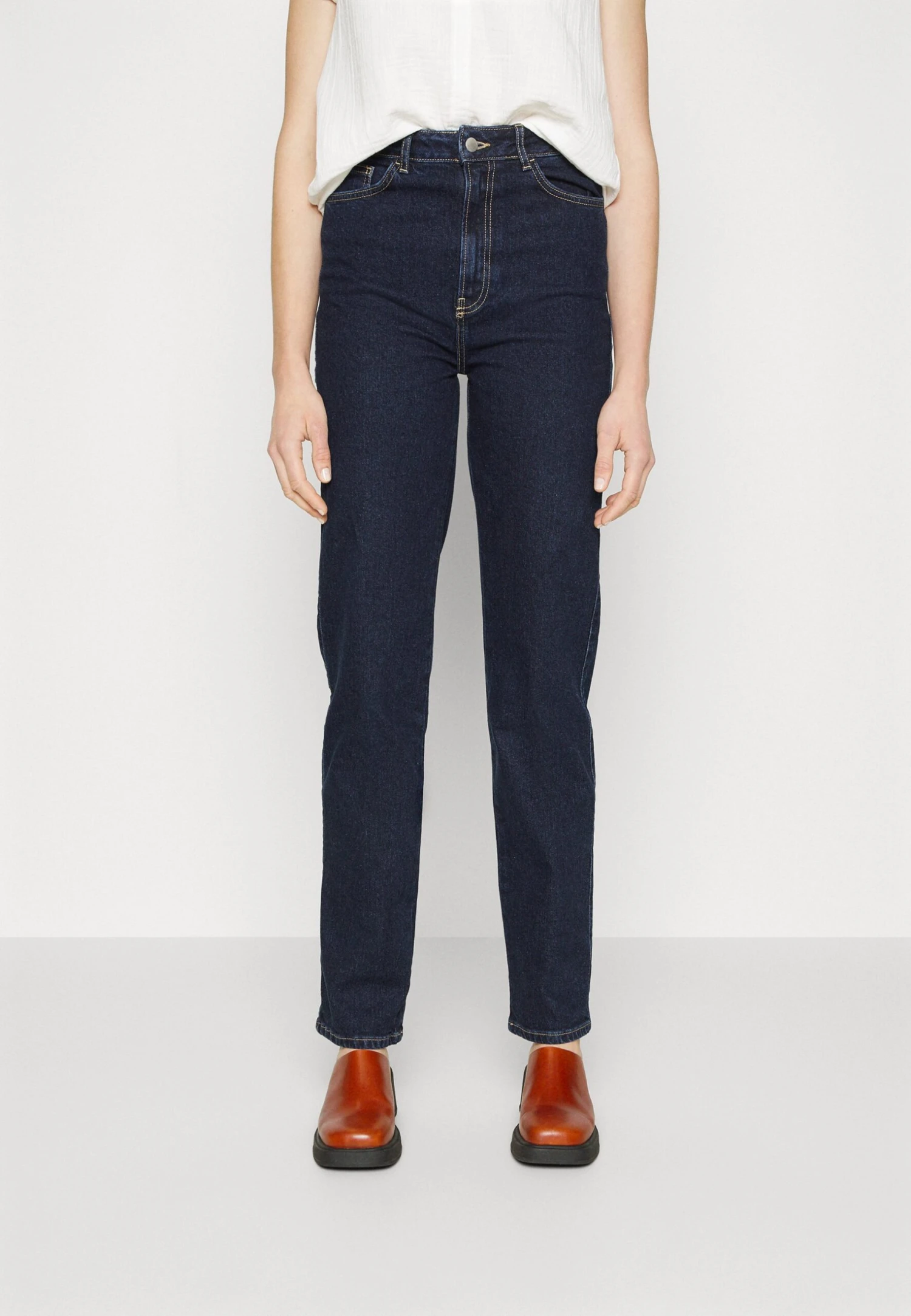 Jean Droit - Dark Blue Denim 3 Jean Droit - Dark Blue Denim
