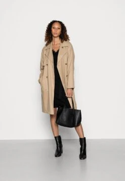 Anna Field Lace Insert V Neckline Loose Dress - Robe Pull - Black 8 Anna Field Lace Insert V Neckline Loose Dress - Robe Pull - Black -Anna Field 9452c4dce3e849a4a9118421b1ba0f68