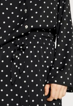 Anna Field Pyjama - Black/Off-White -Anna Field 981d5fa029ec42d78a5e91a71b6356b0