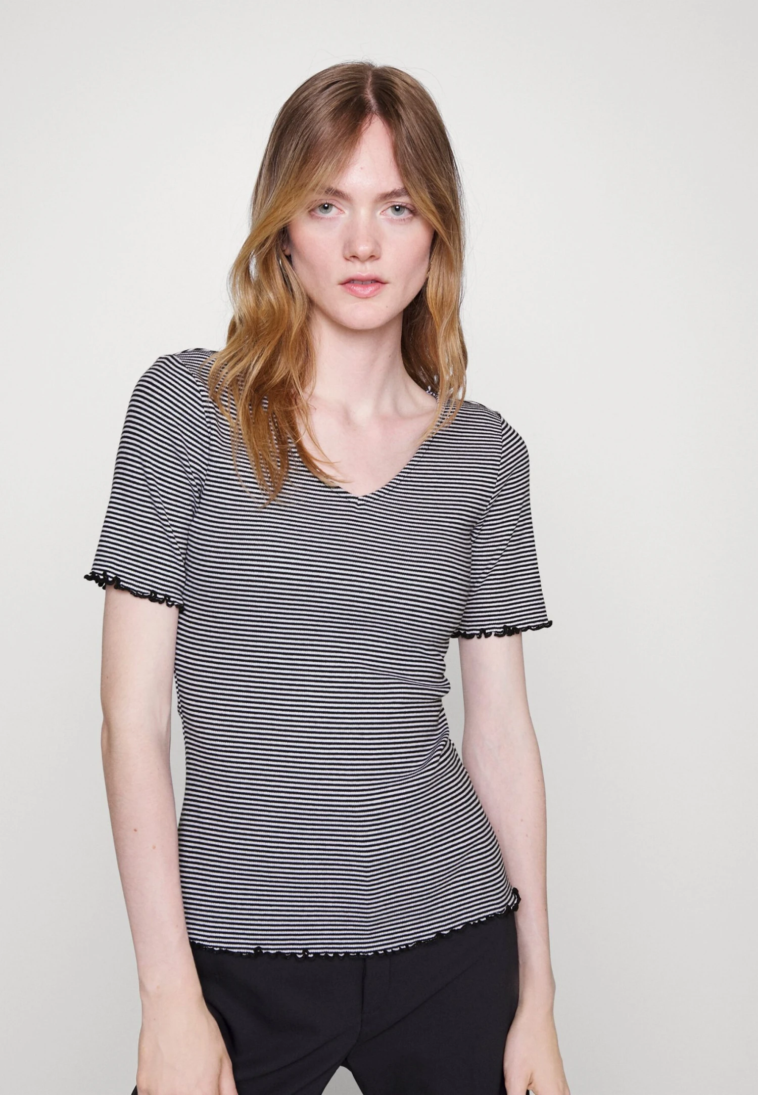 Anna Field T-Shirt Imprimé - White/Black 6 Anna Field T-Shirt Imprimé - White/Black – Image 4