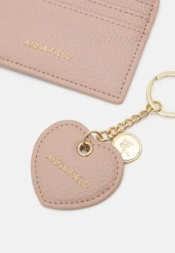 Anna Field Set - Étui Pour Cartes De Visite - Nude 10 Anna Field Set - Étui Pour Cartes De Visite - Nude -Anna Field b60ebf51b23e48998461c47b37650bc6
