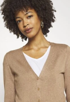 Anna Field Gilet - Camel 11 Anna Field Gilet - Camel -Anna Field b7e76a0d24114d6d9571611fad048437