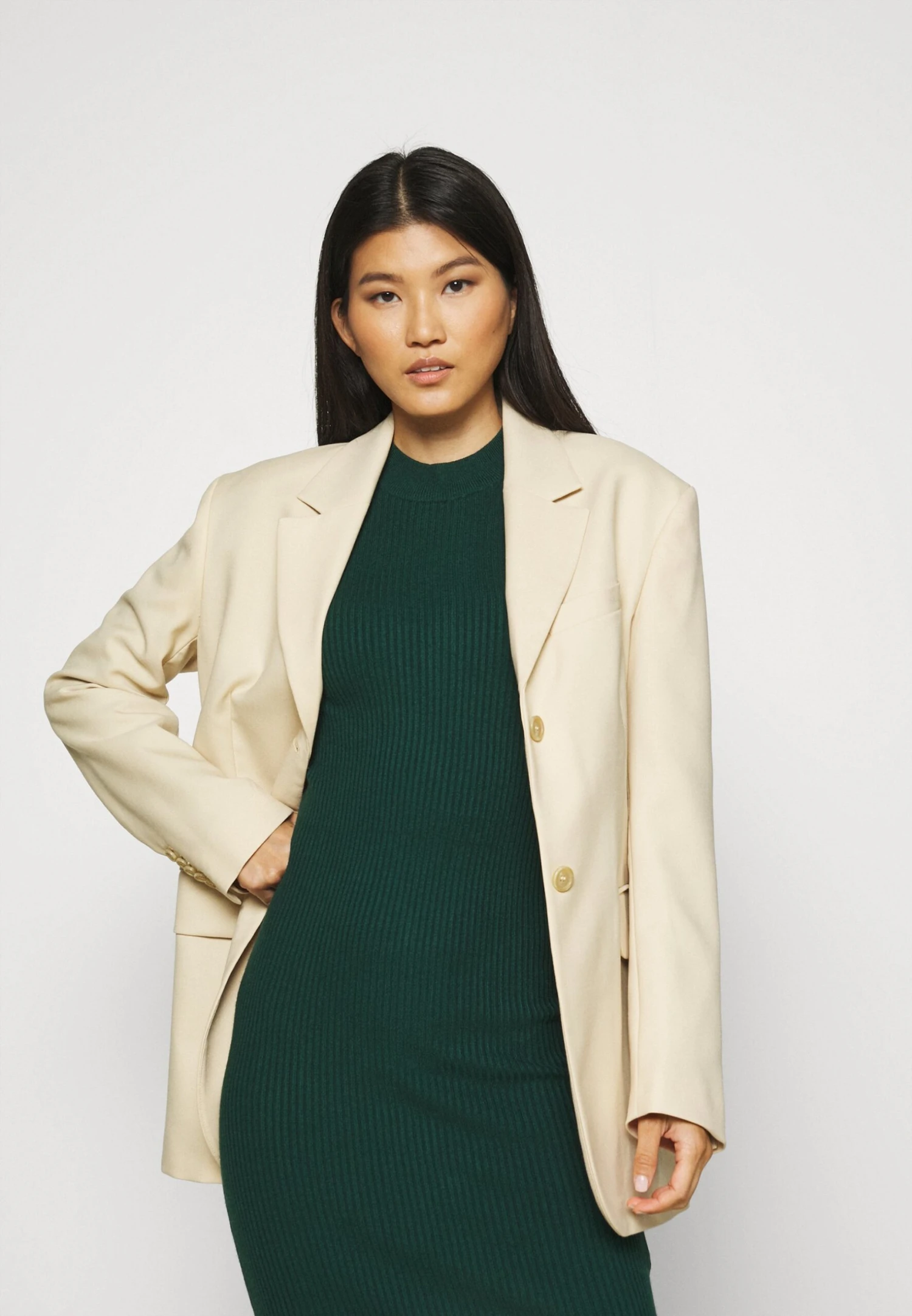 Anna Field Robe Fourreau - Dark Green 6 Anna Field Robe Fourreau - Dark Green – Image 4