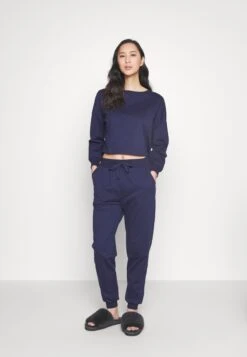 Anna Field Pyjama - Dark Blue 10 Anna Field Pyjama - Dark Blue -Anna Field c7a9fafae4f04aca90a7c5a8e8c5a90f