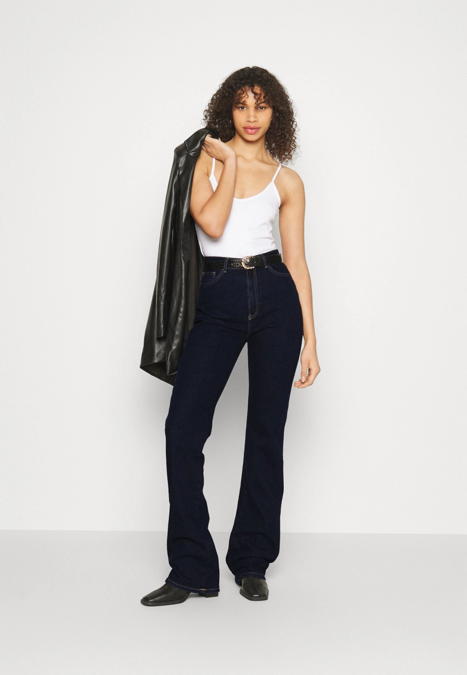 Jean Flare - Dark Blue Denim 4 Jean Flare - Dark Blue Denim – Image 2