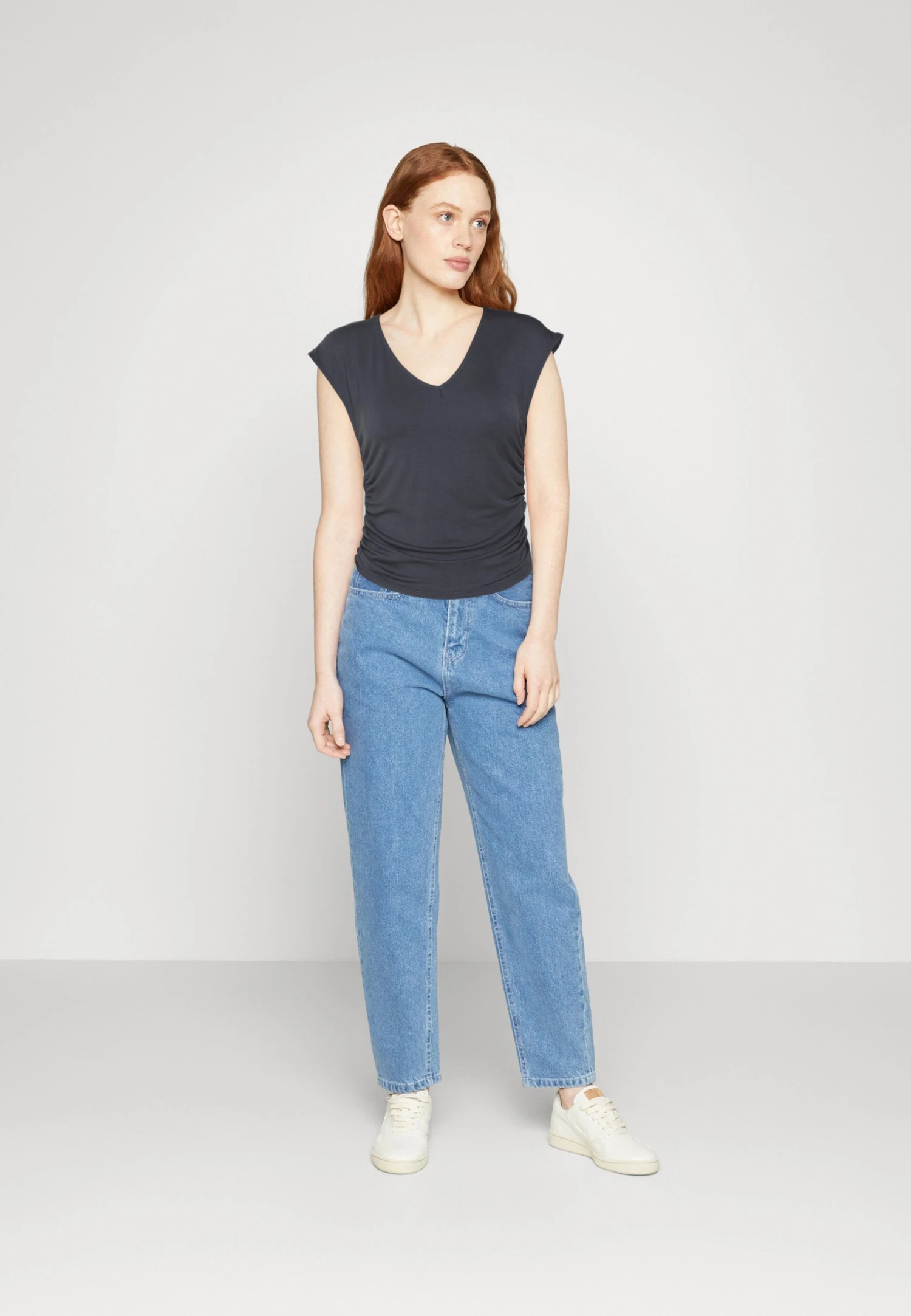 Anna Field T-Shirt Imprimé - Grey 4 Anna Field T-Shirt Imprimé - Grey – Image 2