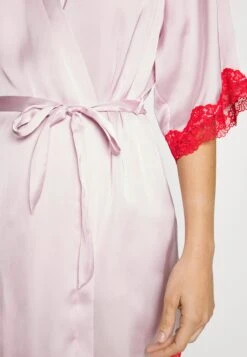 Anna Field 4 Piece Gift Set - Pyjama - Red/Pink -Anna Field f08d25516e4b49a8b0b0727552bdb388